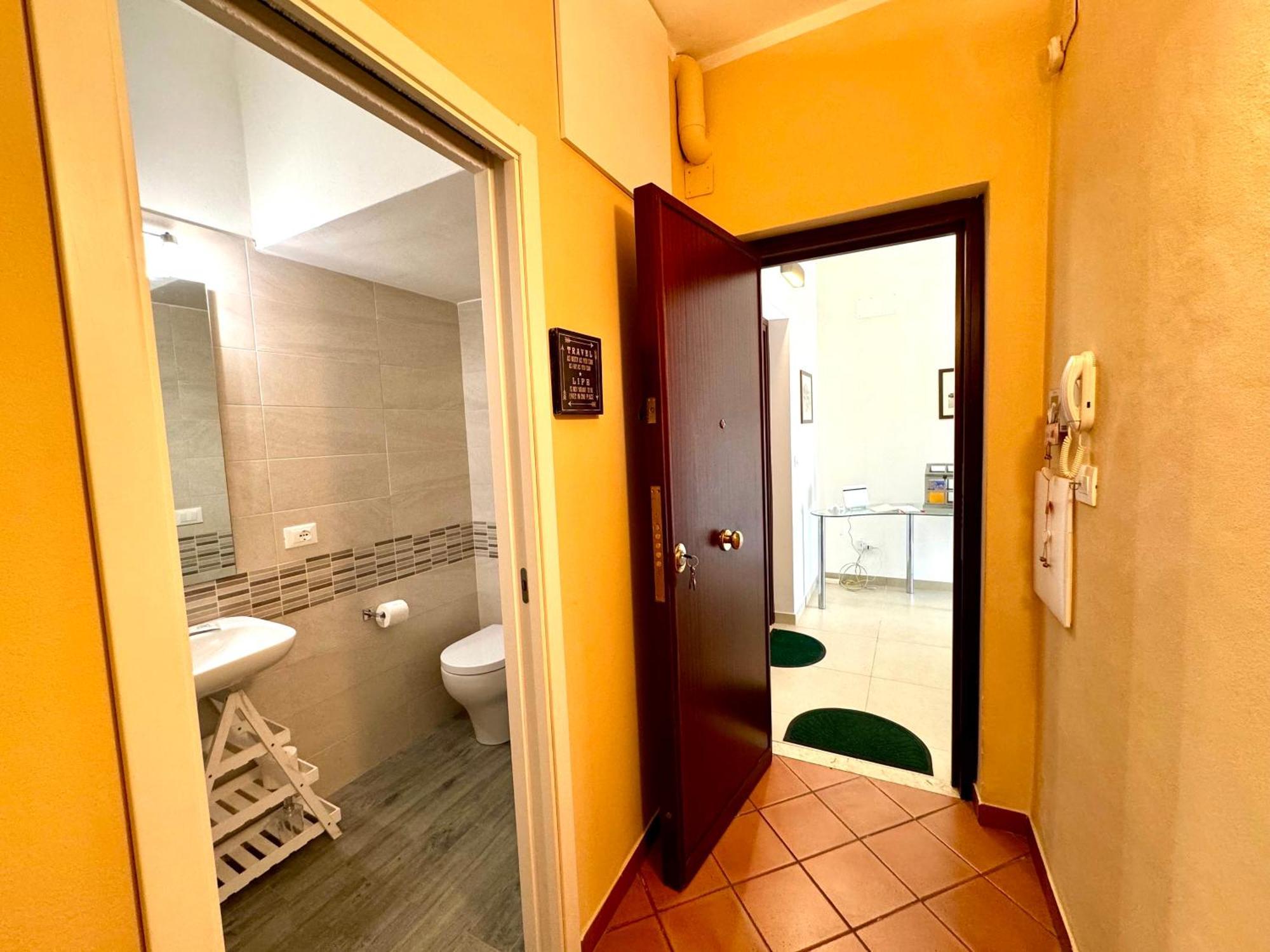 Casa Di Mami Lägenhet Capaci Exteriör bild